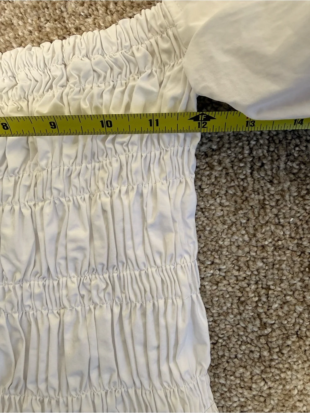 ASTR White Smocked Puff Sleeve Peplum Top Women’s Sz S